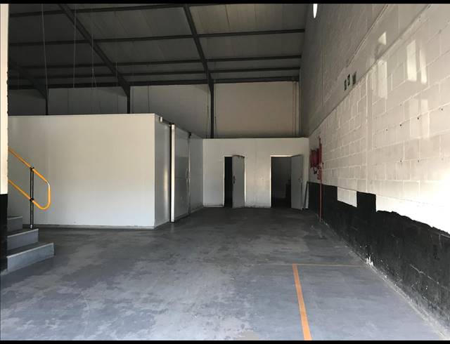 1,200M² FACTORY TO LET IN AIRPORT INDUSTRIA